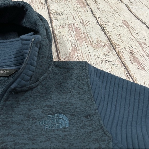 Women's The North Face Fleece Pullover Hooded Zip Up Fleece Jacket - Picture 7 of 10